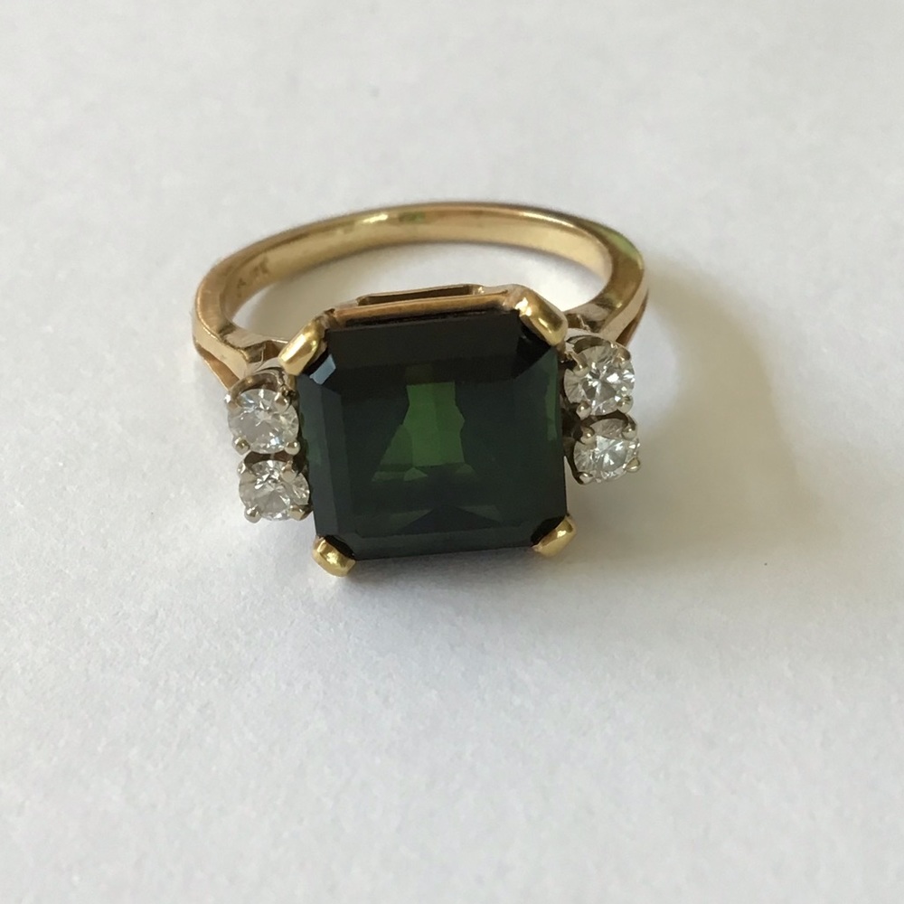 18K Gold Maine Tourmaline Diamond Ring Exquisite